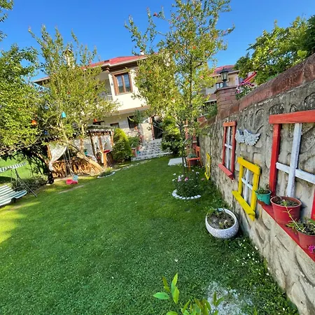 Willa Garden *