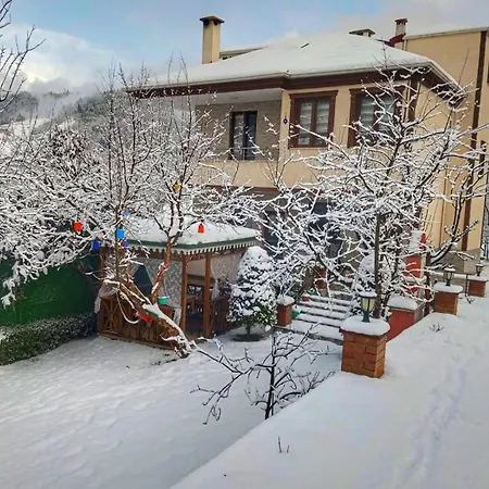 Garden Villa *